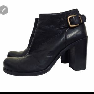 Gianmarco Puma Roma black leather ankle boots